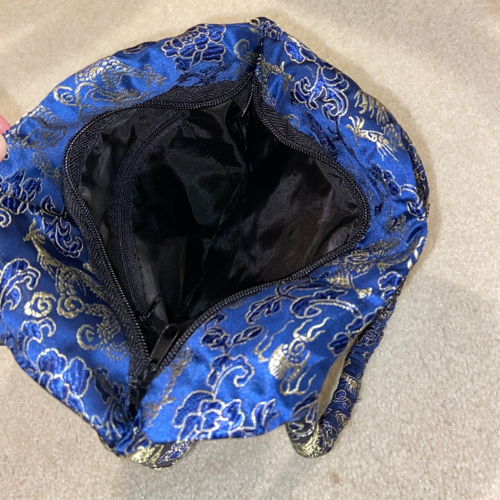 Purse - Picture 2 of 2